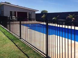 Fence Warehouse - DIY Fencing Suppliers in Melbourne Australia - fencing supplier