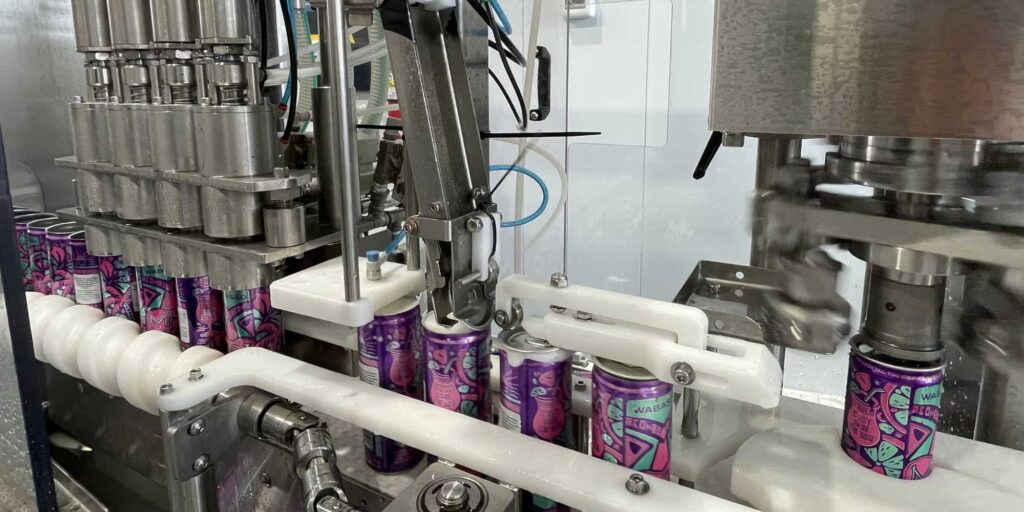 beverage canning machine equipment