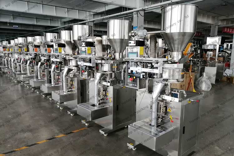snacks packing machine equipment