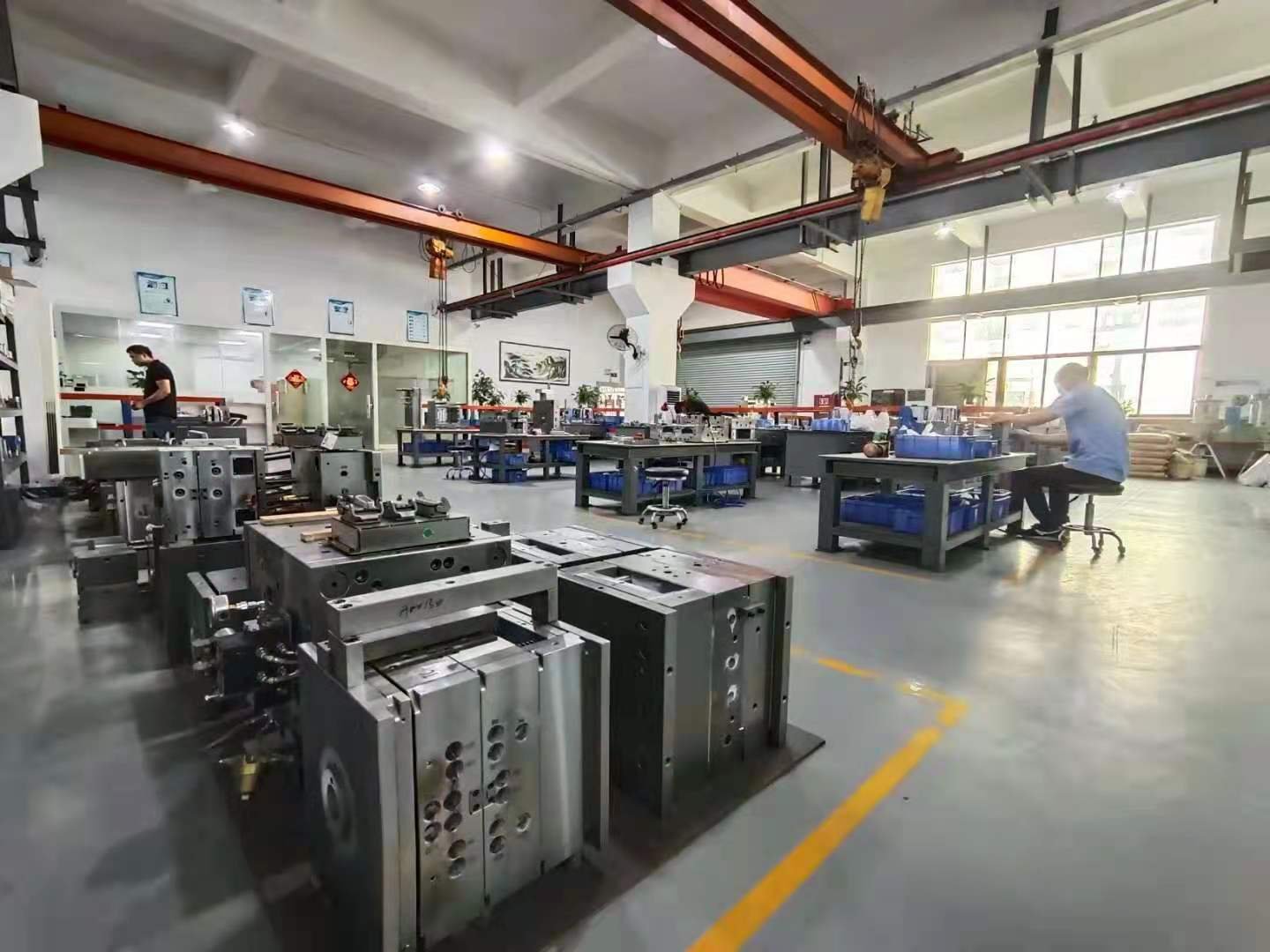 Design and Injection molding company favoriate chinese mould company